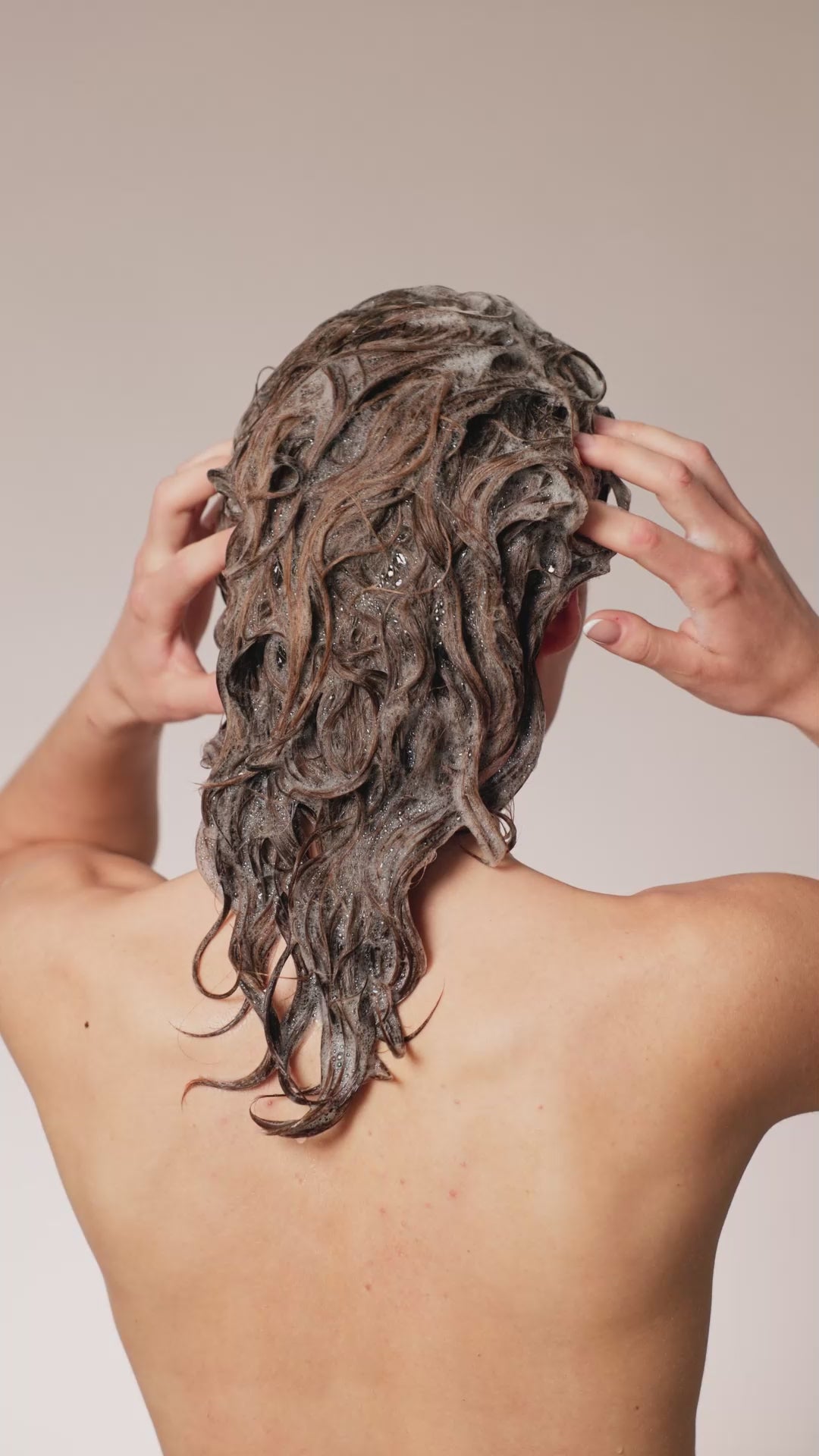 ANGEL.WASH – Anwendung und Ergebnis im Haar
